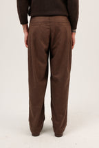 MEN’S WOOL PANTS (BROWN)
